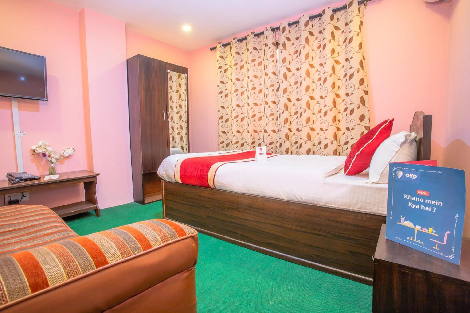 Oyo 137 Hotel Pranisha Inn Pashupatināth المظهر الخارجي الصورة