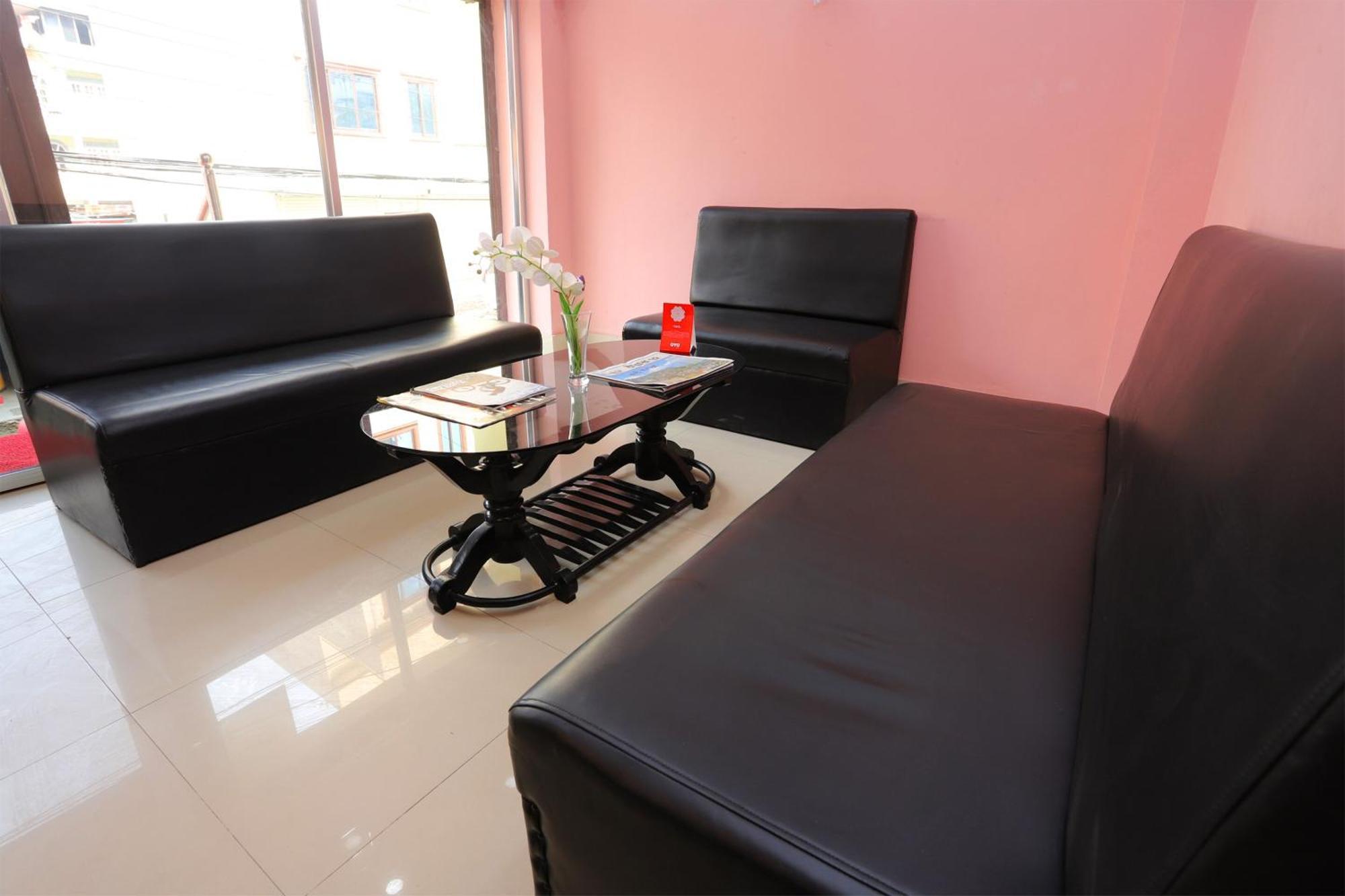 Oyo 137 Hotel Pranisha Inn Pashupatināth المظهر الخارجي الصورة